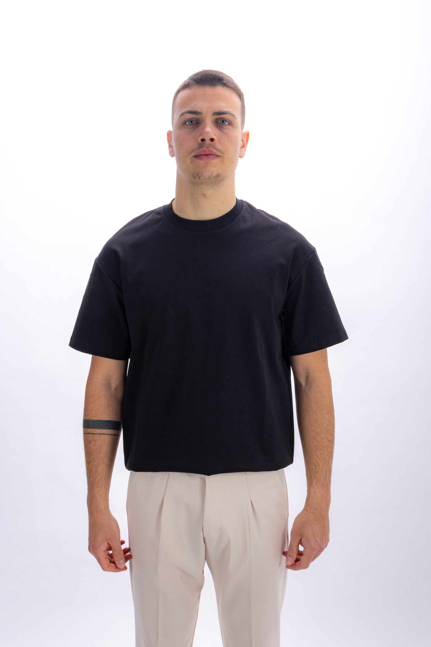T-SHIRT BLACK NO LOGO