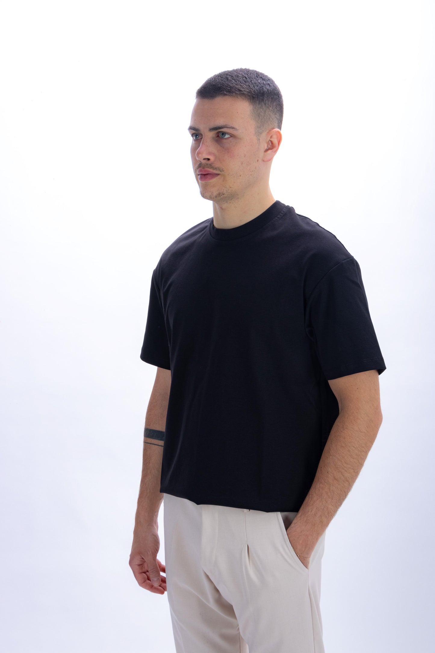 T-SHIRT BLACK NO LOGO