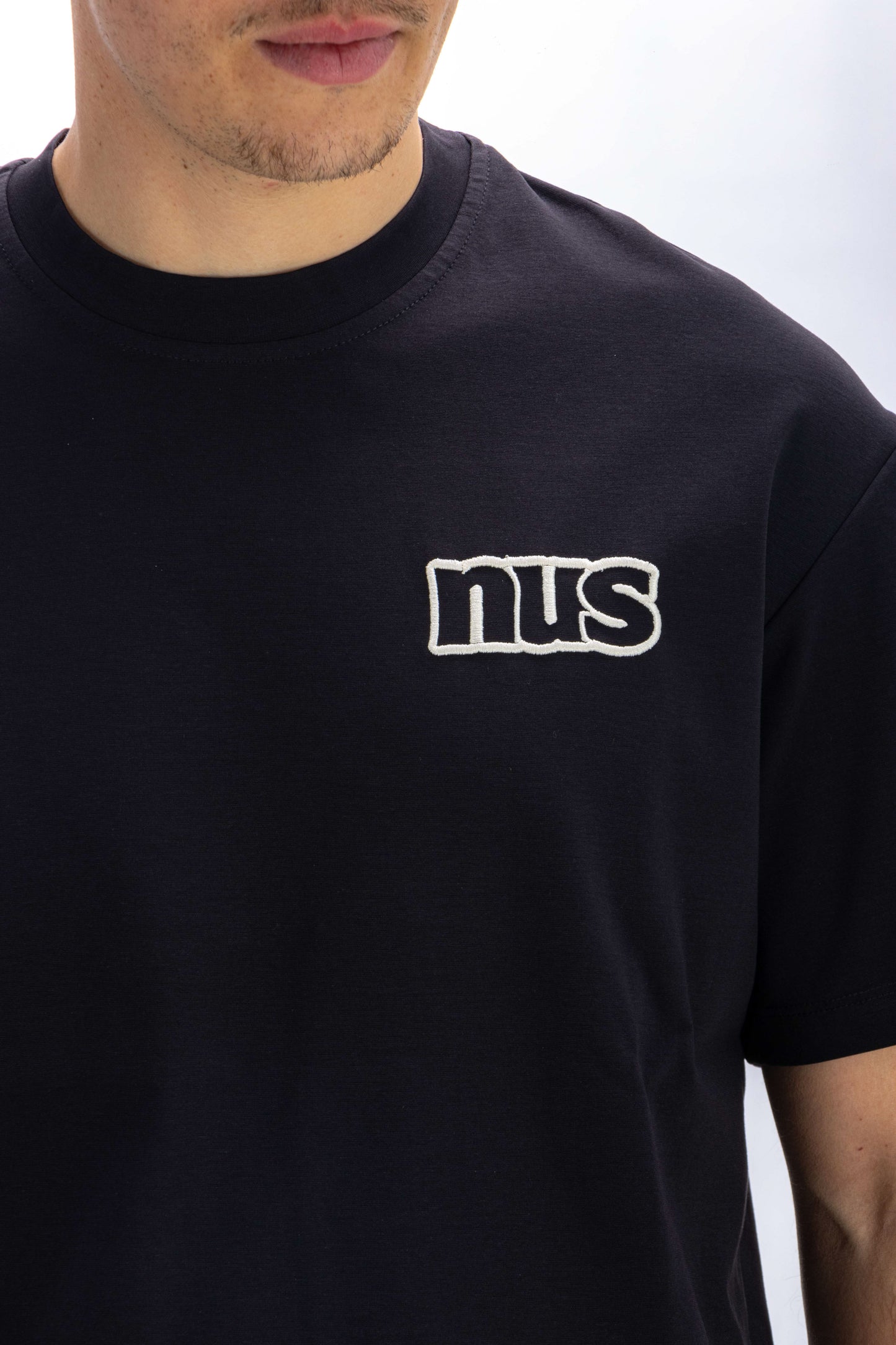T-SHIRT BLACK LOGO