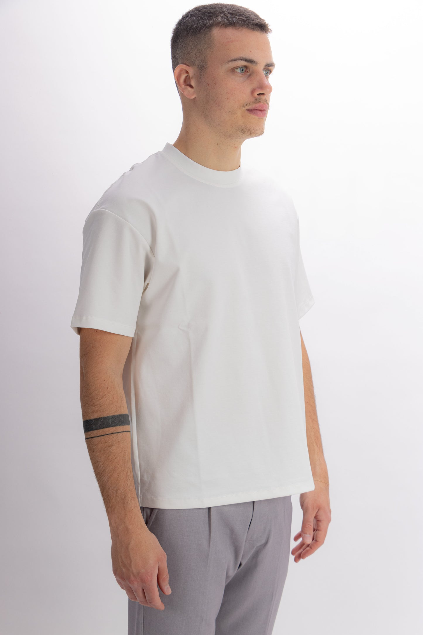 T-SHIRT WHITE NO LOGO