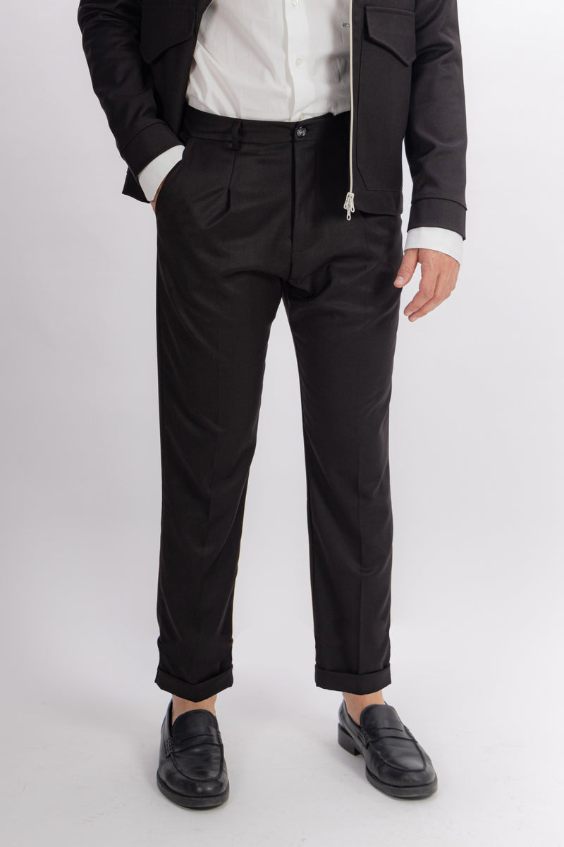 Pantalone nero NUS, vista frontale