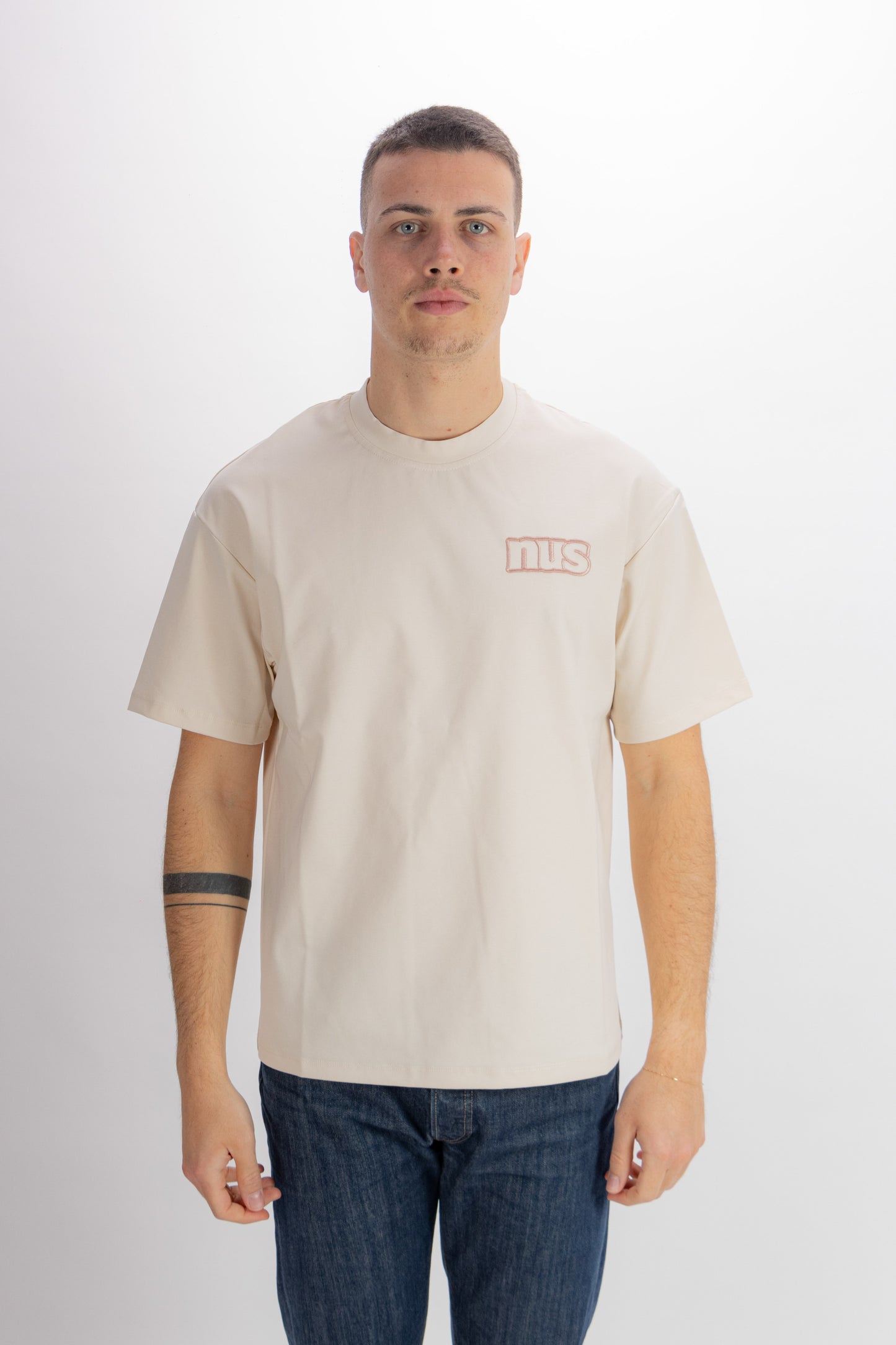 T-SHIRT CREAM LOGO